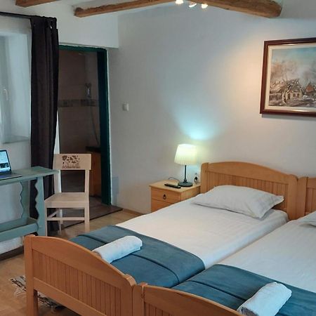 Eva House Hotel Pacir ภายนอก รูปภาพ