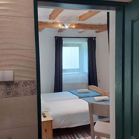 Eva House Hotel Pacir ภายนอก รูปภาพ